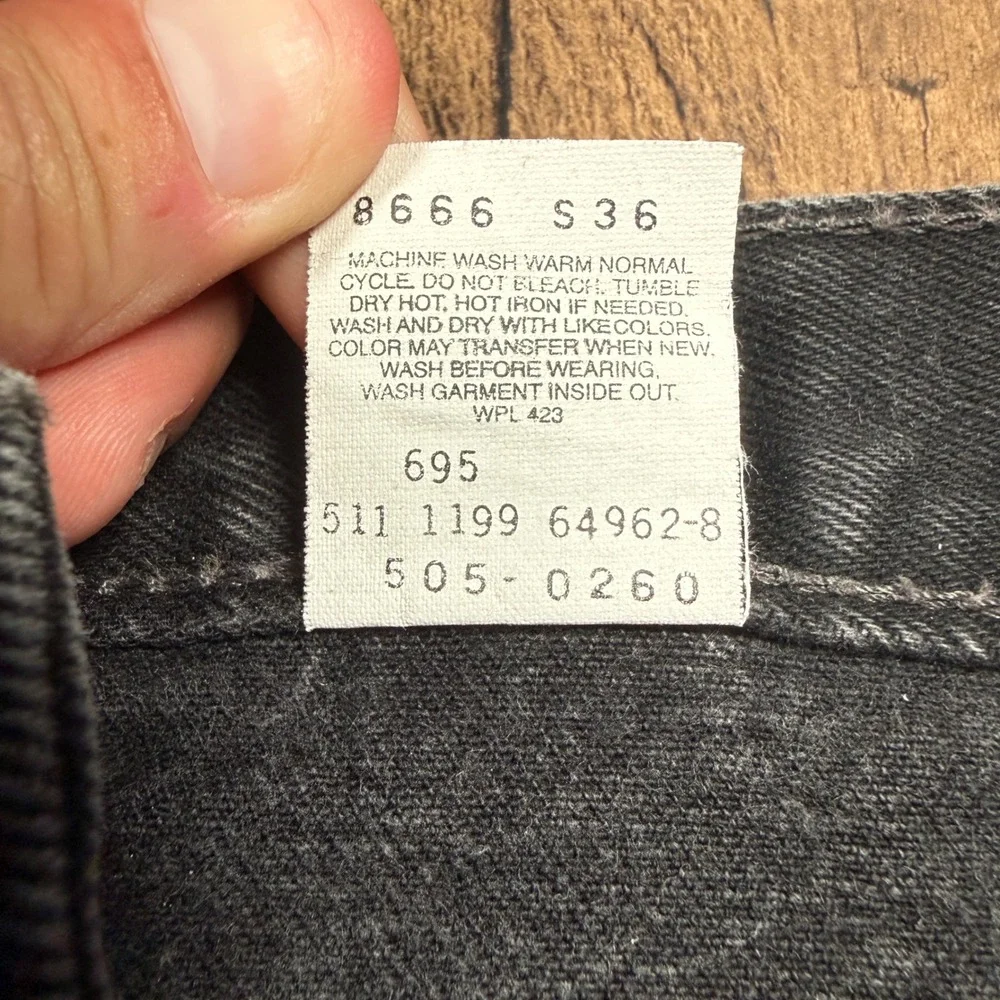 Vtg 90s Levis 505 Jeans Mens 38x30 (36x30) Black Faded Straight Leg Made in USA